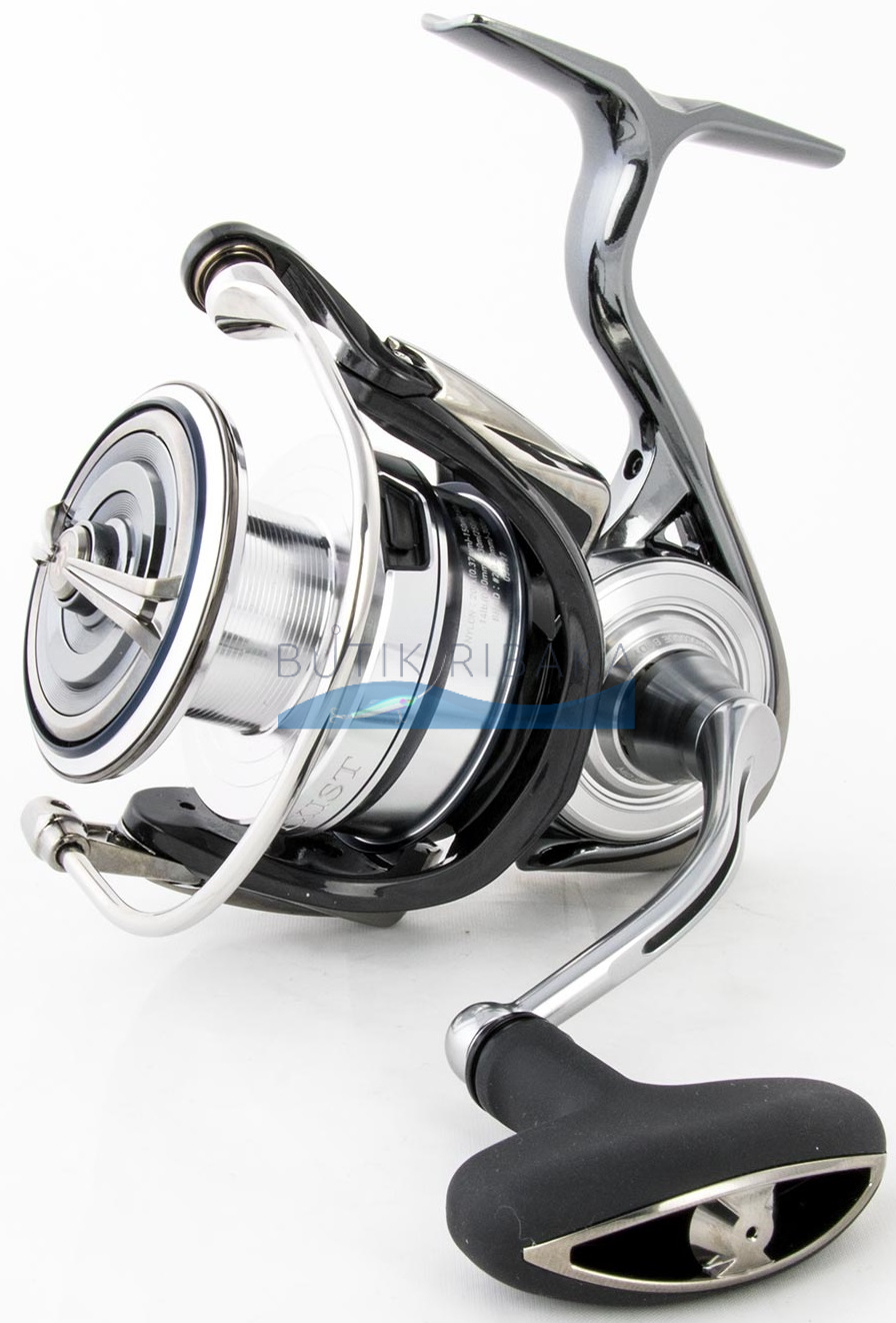 Катушка Daiwa Exist 18’ LT 4000D-C